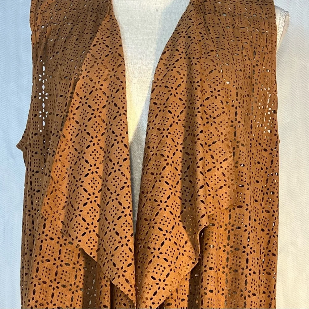 Soft Surroundings BoHo Vest Brown Faux Suede Lazor Cut Waterfall Hippiecore XL - Picture 3 of 7